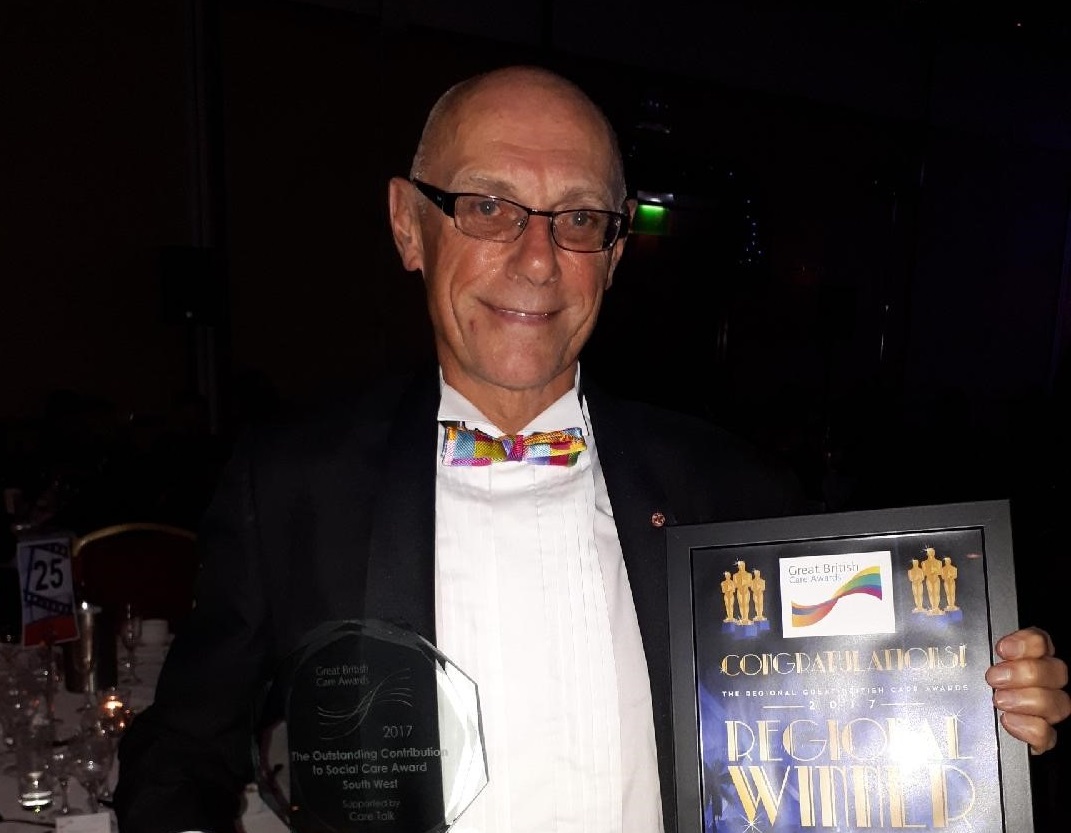 9555c793c58344283a32009266c89275