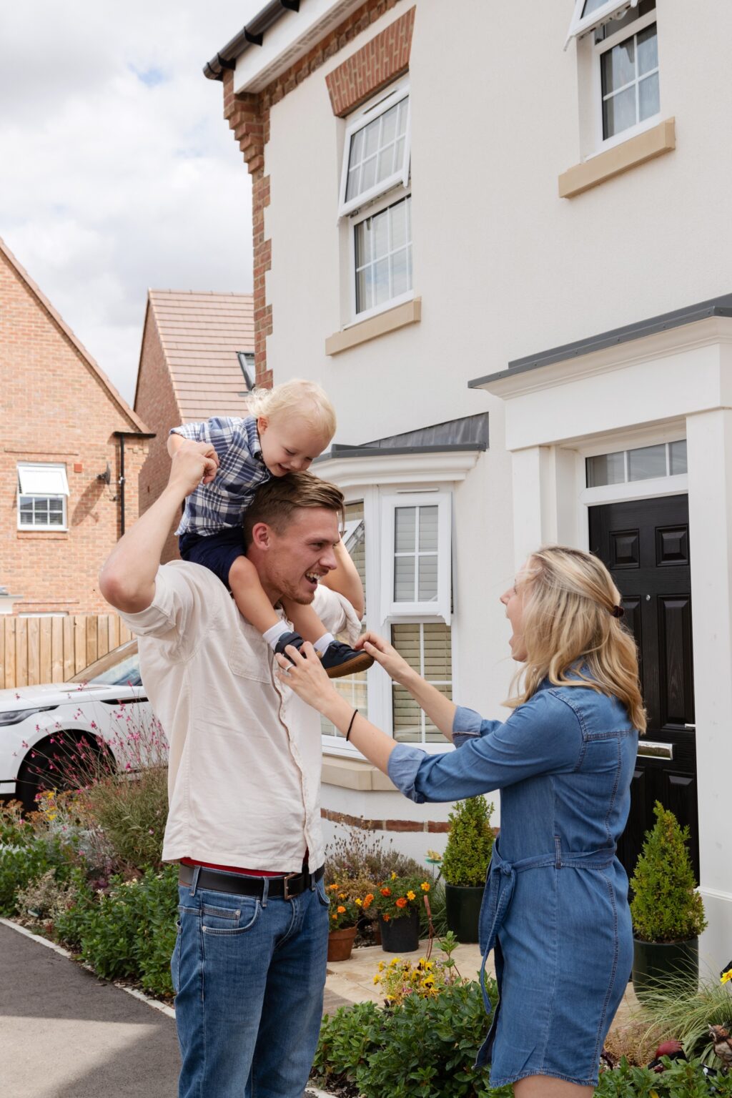 bdwec-24082224-the-soon-to-be-family-of-four-enjoying-their-fresh-start-in-bury-st-edmunds.jpg
