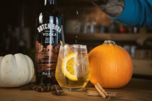 2410_Pumpkin Spice Dutch Barn & Tonic_Halloween9